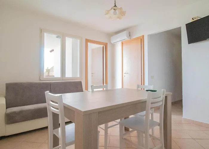 Residenza La Pineta * אורוסיי