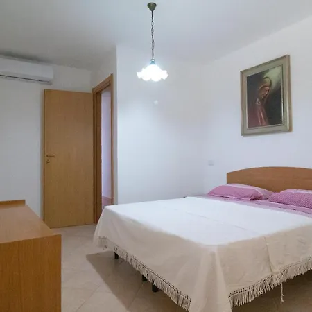 펜션 Residenza La Pineta 오로세